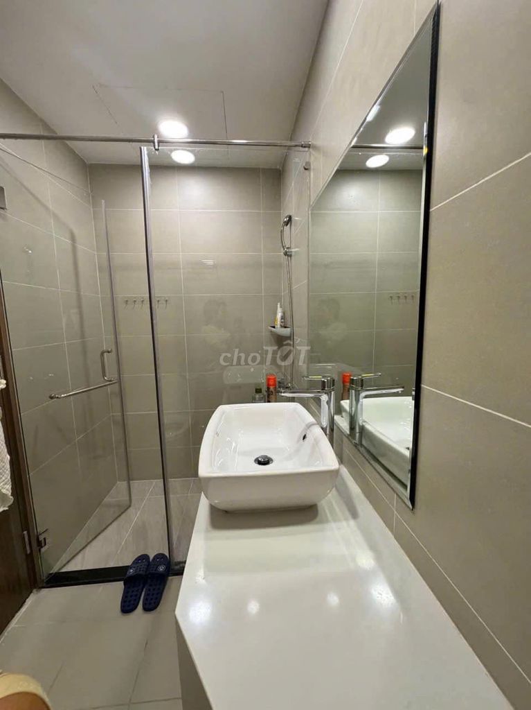 C/c Moscow Tower-Chingung: The 3 p square root, the high-end interior costs 12 million a month.