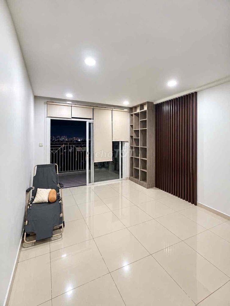 Rent Valeo Đầm Sen, 92 m2 bedrooms 2 Super Bancong toilets