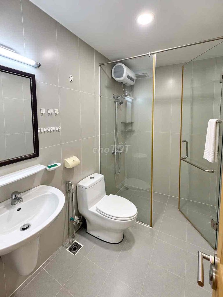 Rent Valeo Đầm Sen, 92 m2 bedrooms 2 Super Bancong toilets