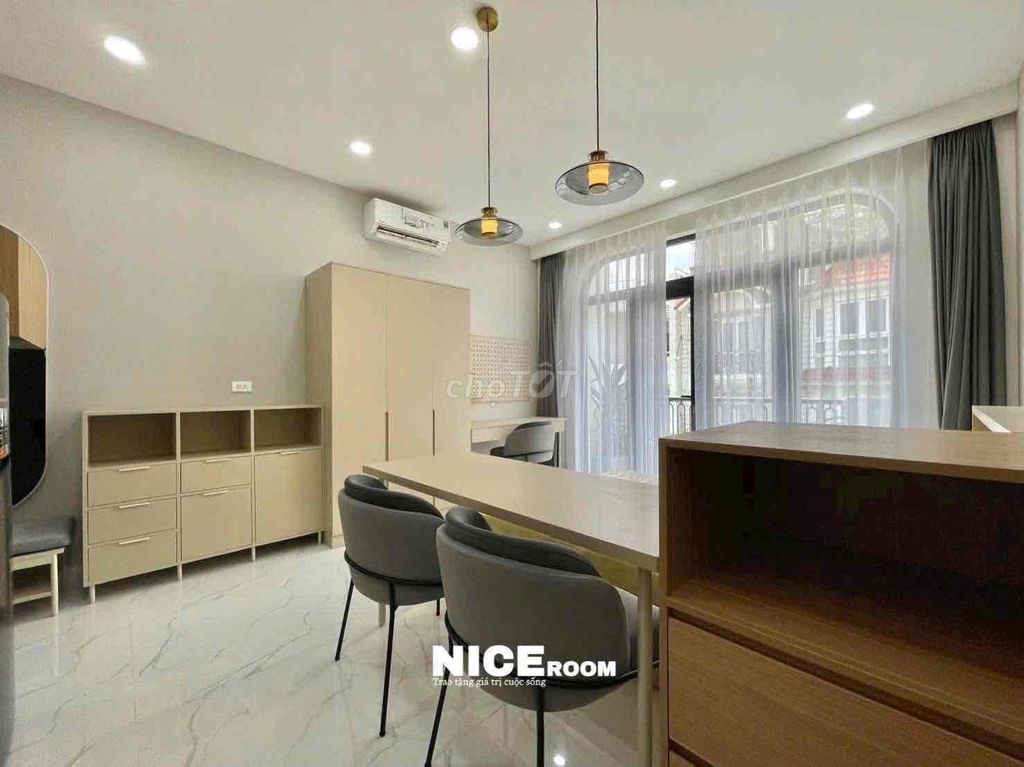 Studio apartment separates kitchen balcon_40 m2 district 1