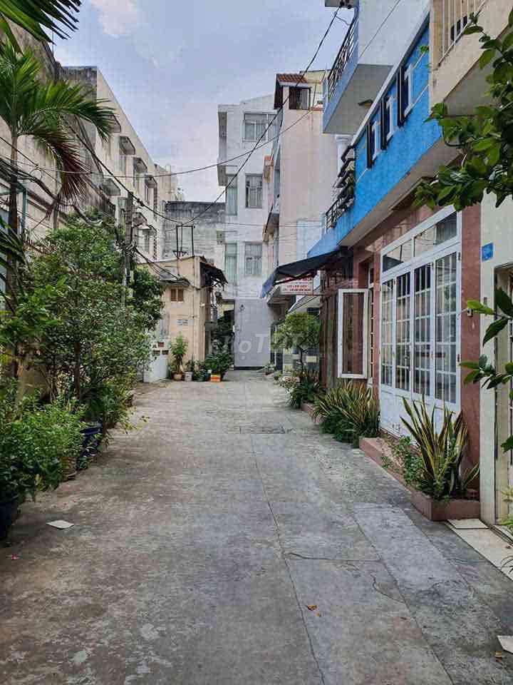 Rent the entire apartment, 4.2 x 8 meters, 2 stories, 2 bedrooms, 2 bathrooms, 14 million.