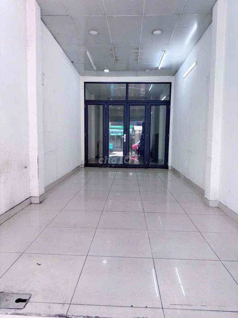 One Van treats three hundred and twenty meters, a long time in the market.