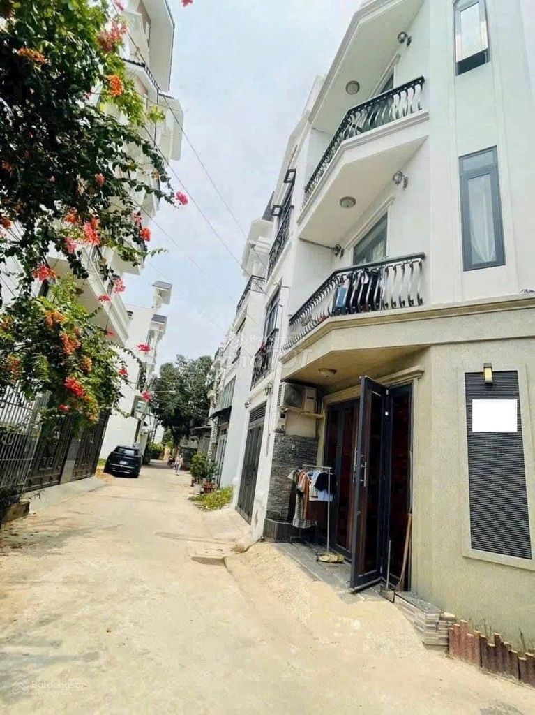 Rent 60 m2 1 . 1 .3 L 4 . 4 bedrooms Trường Thọ Thủ Đức 18 million