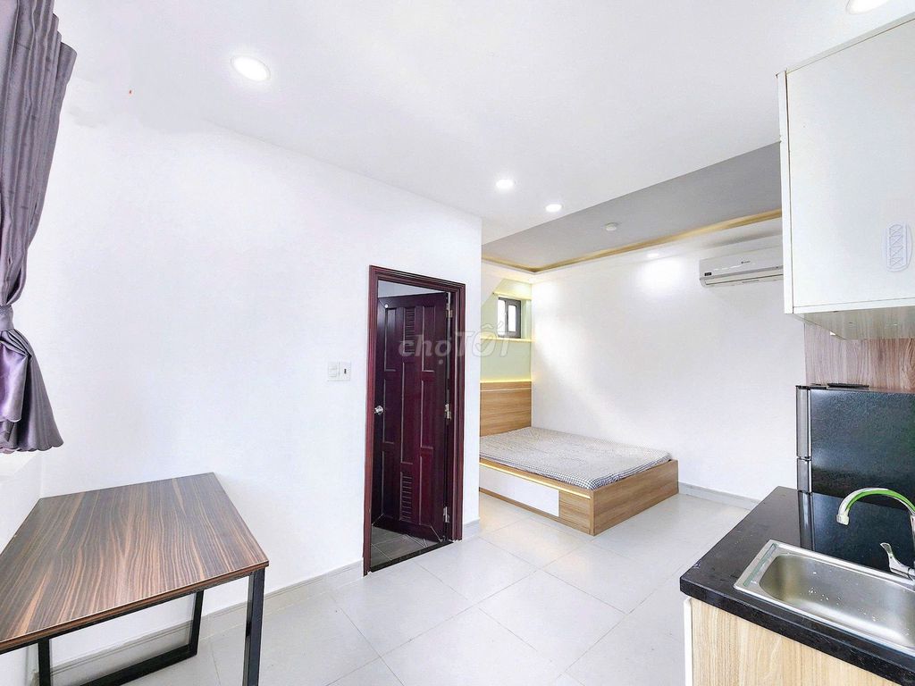 The full-salt balconies studio is Tô Hiến Thành-creat city ten.