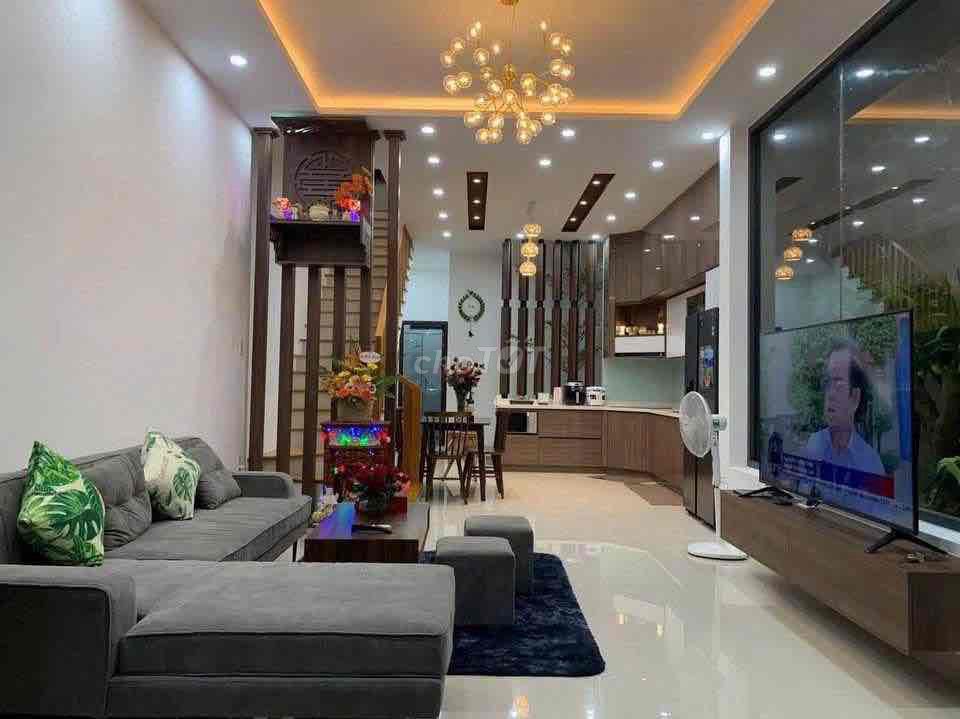 Rent a Tân Sơn Nhì alley house, two bedrooms, 5 m16 meters, one floor, whatever.
