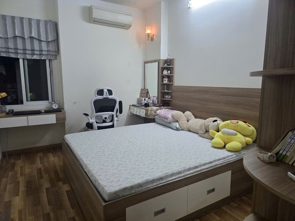 Lữ Gia Plaza-Thirst 11 Corner 2 Acts Department 109 meters2, 3 bedrooms cost 14 million a month Full interior