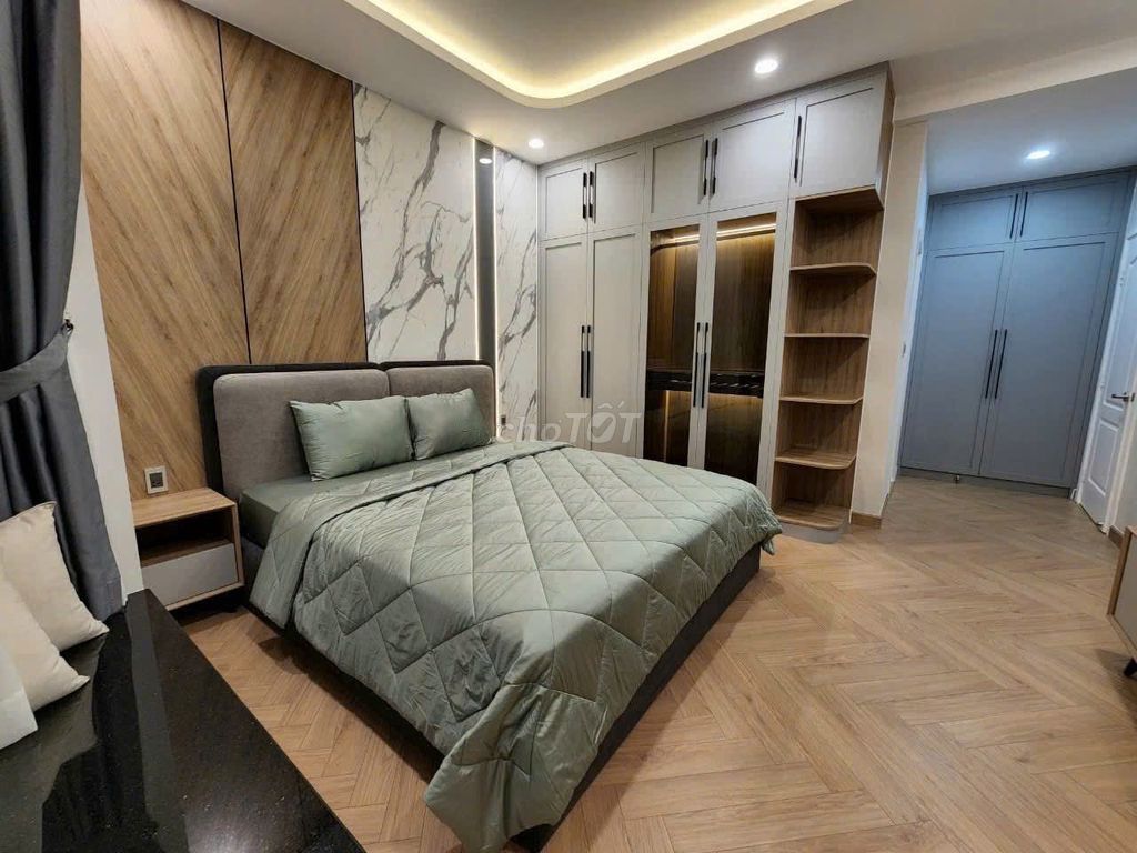The square 95 m2 has 3 p sleeping 2 toilets, C/C Carillon 1, Tân Bình for 17 million a month