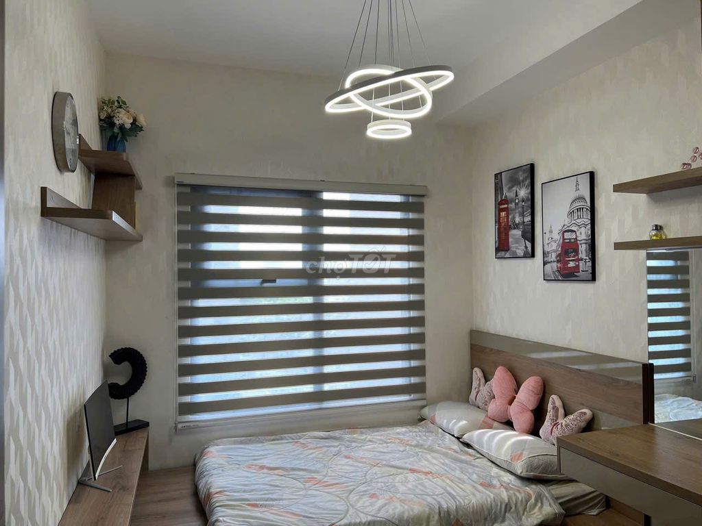The square 95 m2 has 3 p sleeping 2 toilets, C/C Carillon 1, Tân Bình for 17 million a month