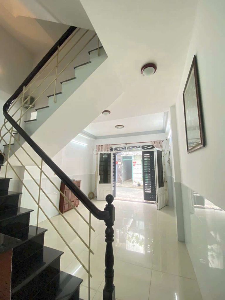 Let's rent the whole place clean, three bedrooms, interiors, Phan Huy Ích-72014 Gò Vấp