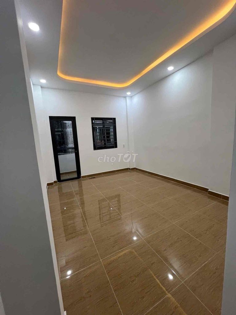Renting business-in-60 M2-Nguyễn Duy-Bình Thạnh-14 million