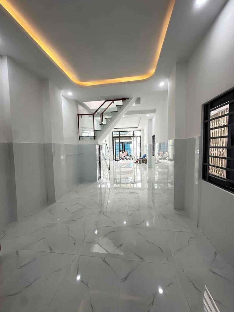 Renting business-in-60 M2-Nguyễn Duy-Bình Thạnh-14 million