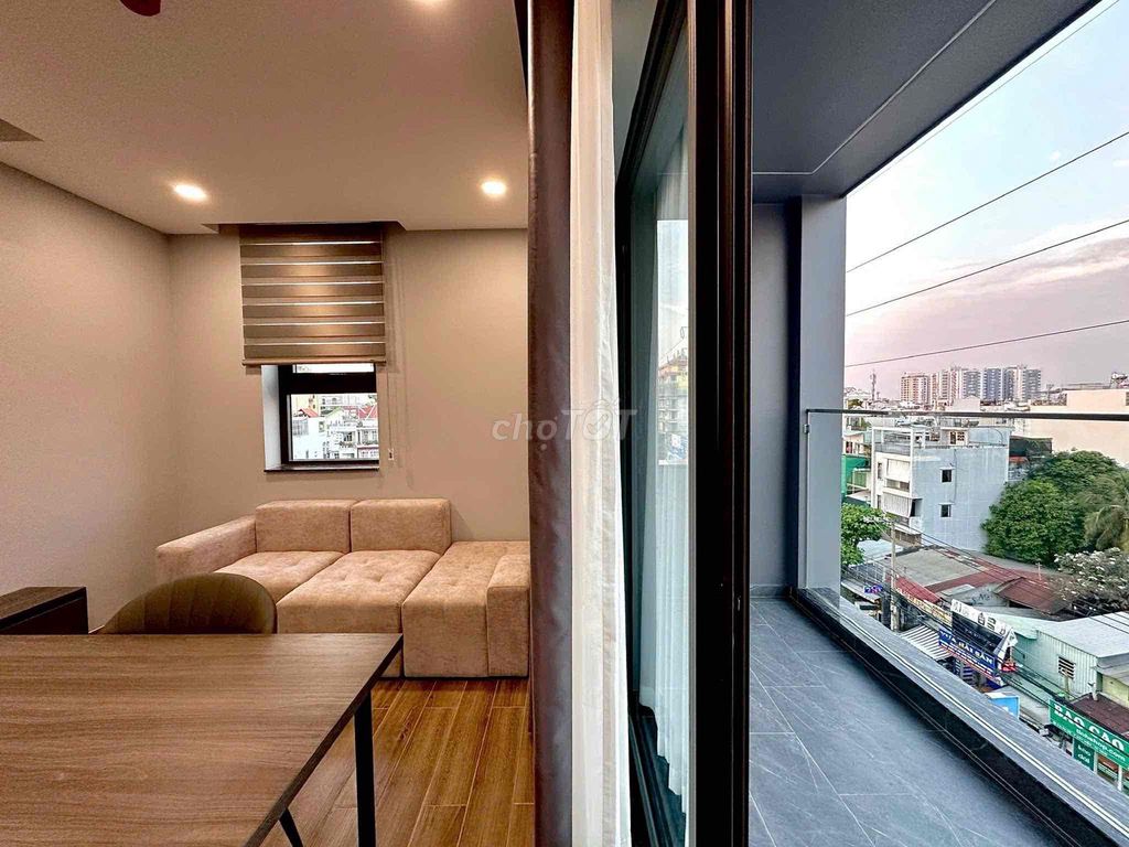Rent a balcony bedroom Âu Cơ Tân Bình - Full interior