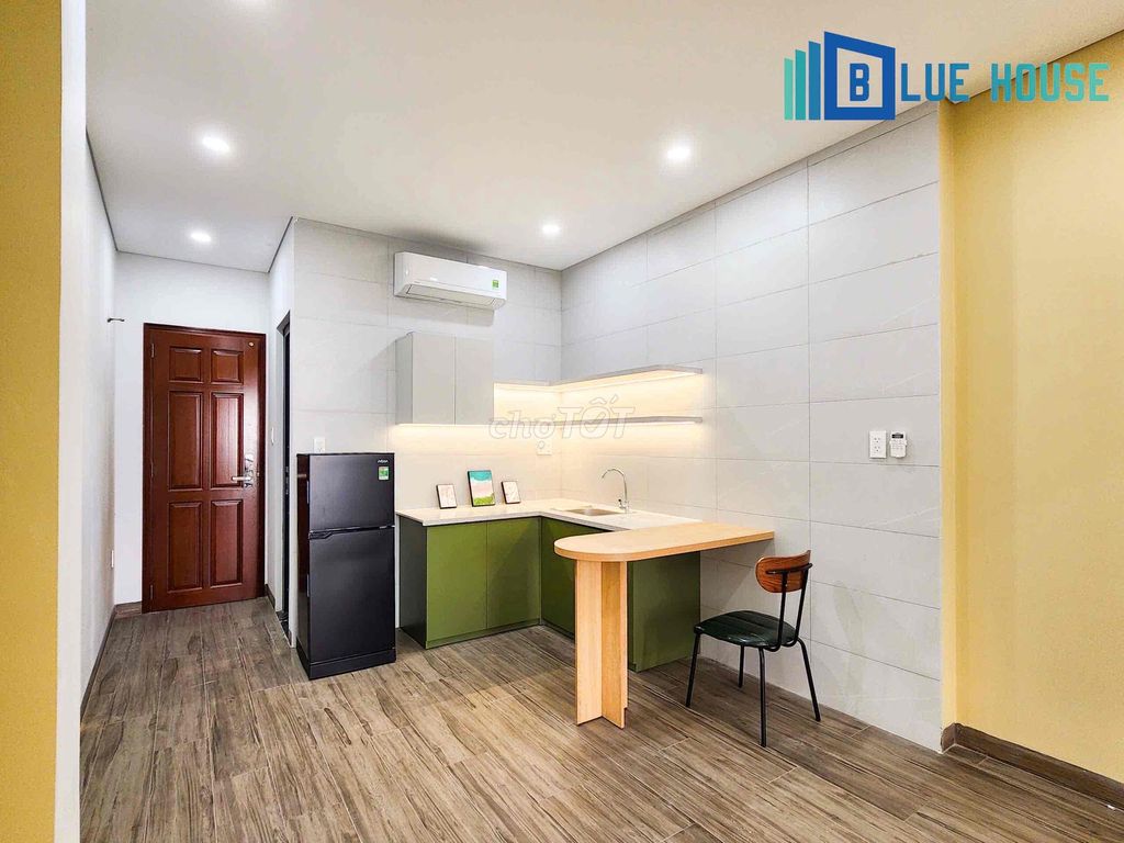 The apartment is a Lê Đại Hành kitchen room - full interior - right here in the bellonton Building.