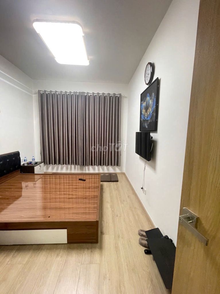 Rent the two bedrooms, full of beautiful furniture at 14 million.
