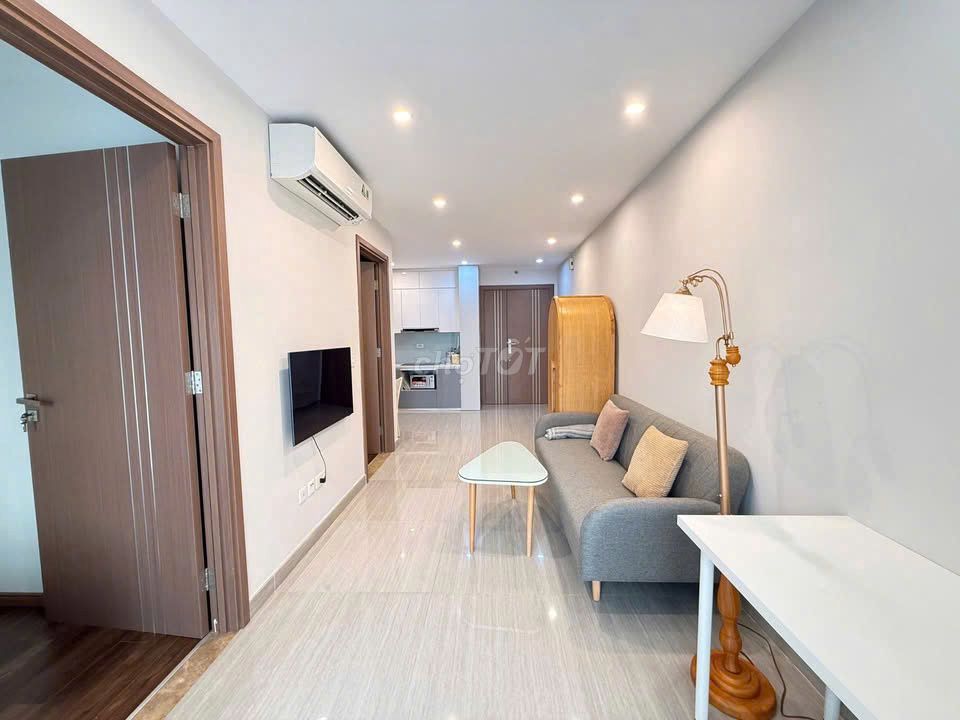Rent C/c Sky Center, 16 Phổ Quang for renting 3 bedrooms at 18 million a month.