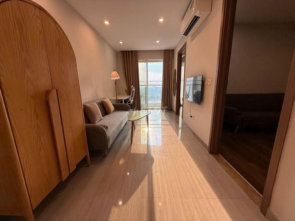 Rent C/c Sky Center, 16 Phổ Quang for renting 3 bedrooms at 18 million a month.