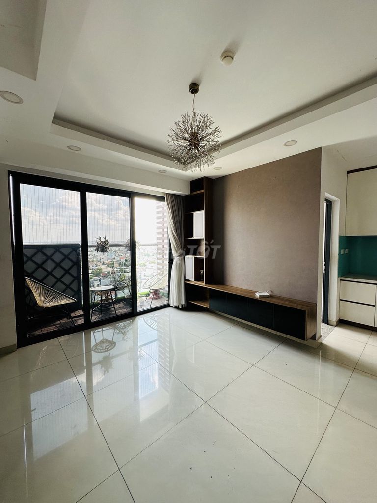 EARC ♫ 3 bedroom 2 ♫ toilets 104 m2 ♪ wide-view beautiful interior