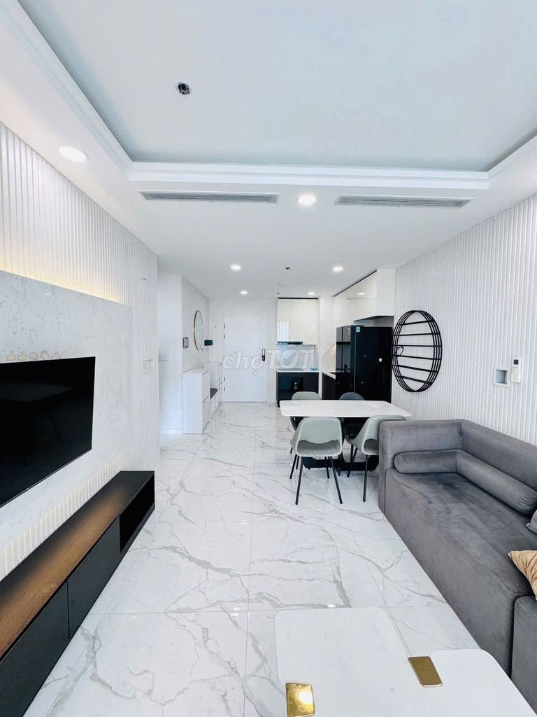Three Republic Plaza bedrooms at 18 million, high-end furniture.