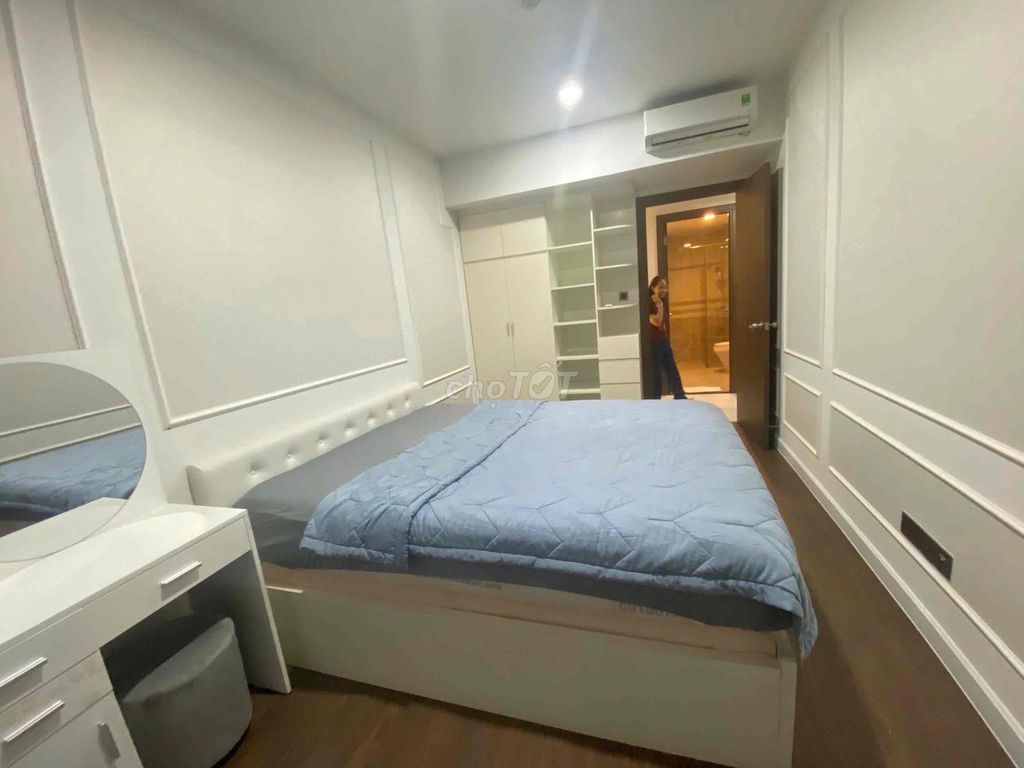 The 2-Stair view room Saigon Royal