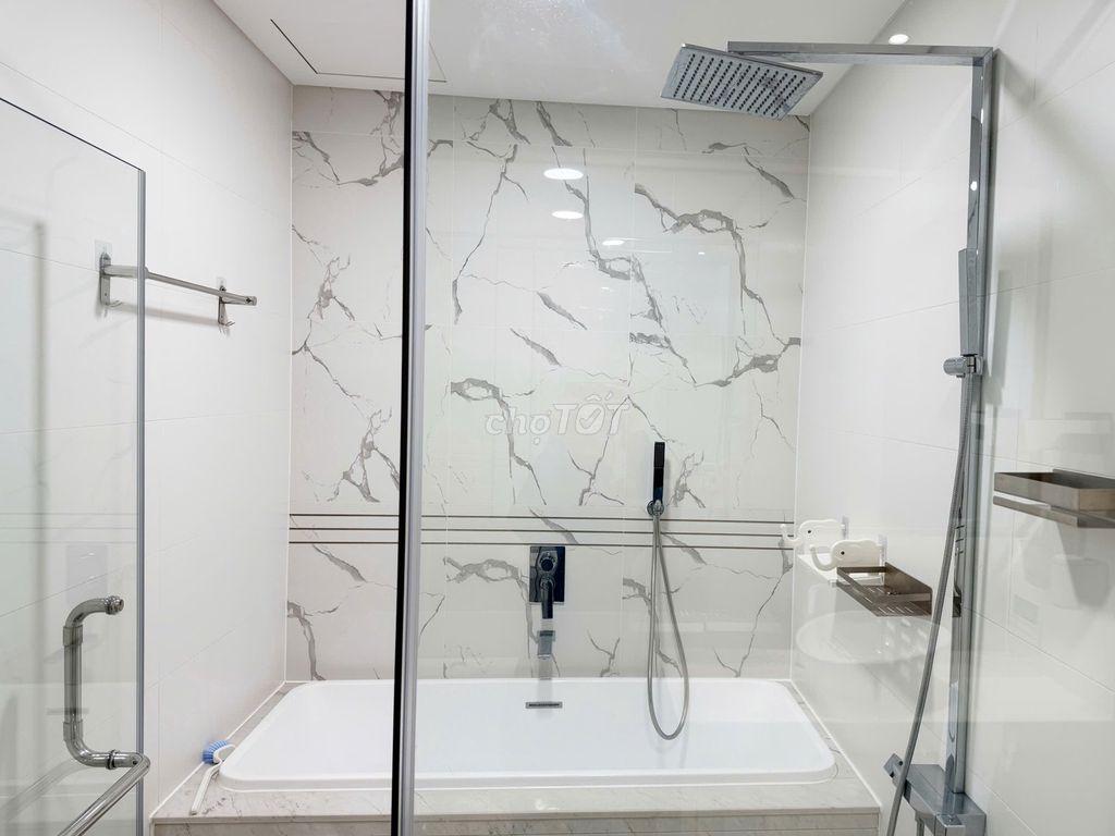 Sunwah Pearl - Rent 2 Bedrooms++, 106 m2 Full interior - View River
