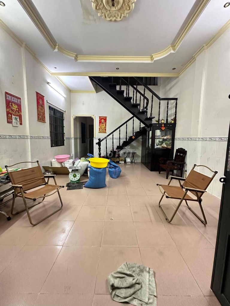 Rent h8 m Ni Sư Huỳnh Liên-710 Tân Bình. area: 4 m5 x 25 meters per floor