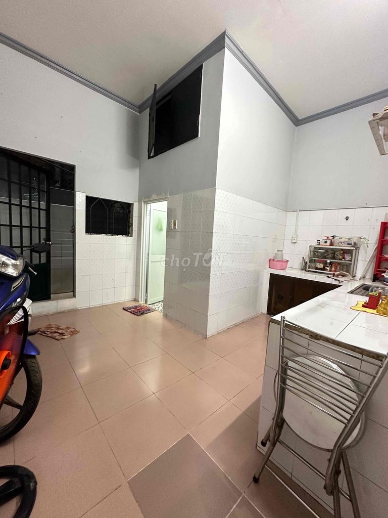 Rent h8 m Ni Sư Huỳnh Liên-710 Tân Bình. area: 4 m5 x 25 meters per floor