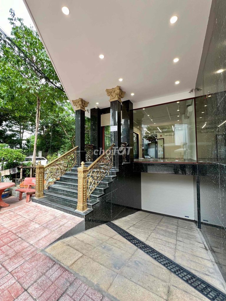 Hire building 5 x 20 meters of 11th Street An Khánh