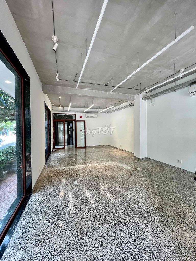 Hire building 5 x 20 meters of 11th Street An Khánh