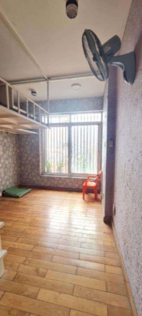 Rooms with super-absorption windows, in cash,
