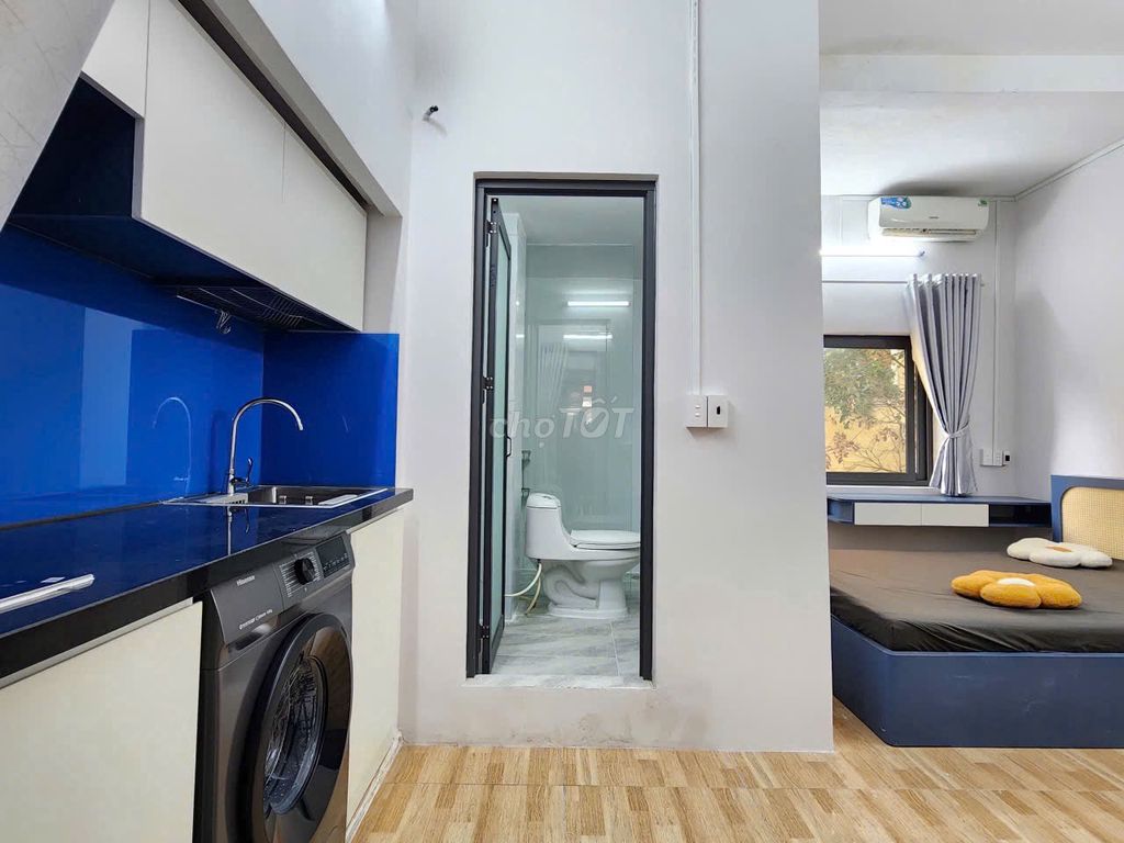 The rented room near the University of Huflit District 10 near the Seven Goods Funky Stadium.