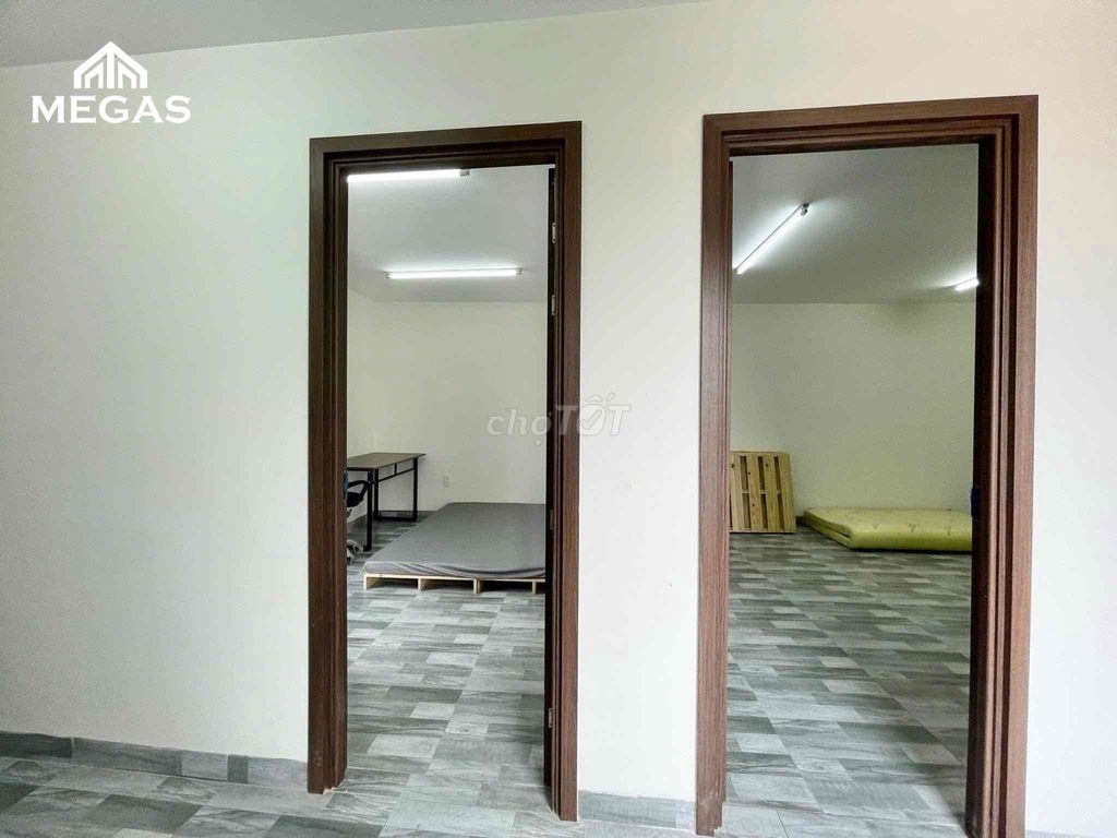 Rent the apartment. Two bedrooms. Full furniture, third floor.