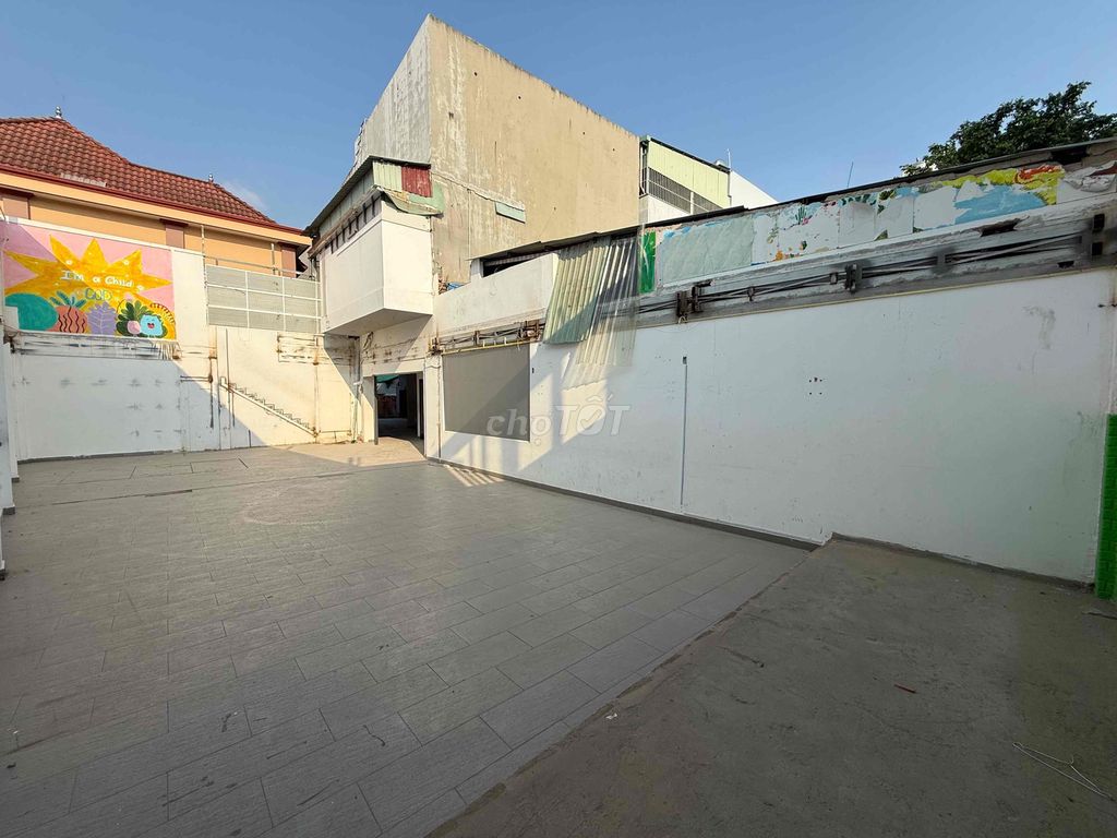 339 9 9 số 8 Linh Xuân street tp.Thủ Đức. Rent or sell
