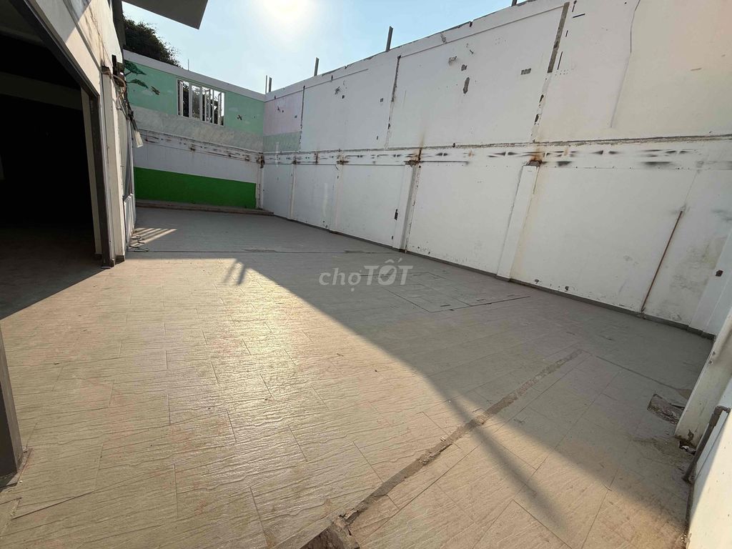 339 9 9 số 8 Linh Xuân street tp.Thủ Đức. Rent or sell