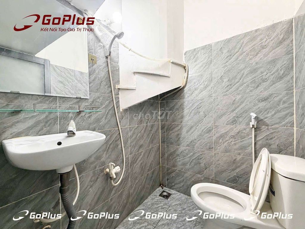 Rent the Gò Vấp Mint Room