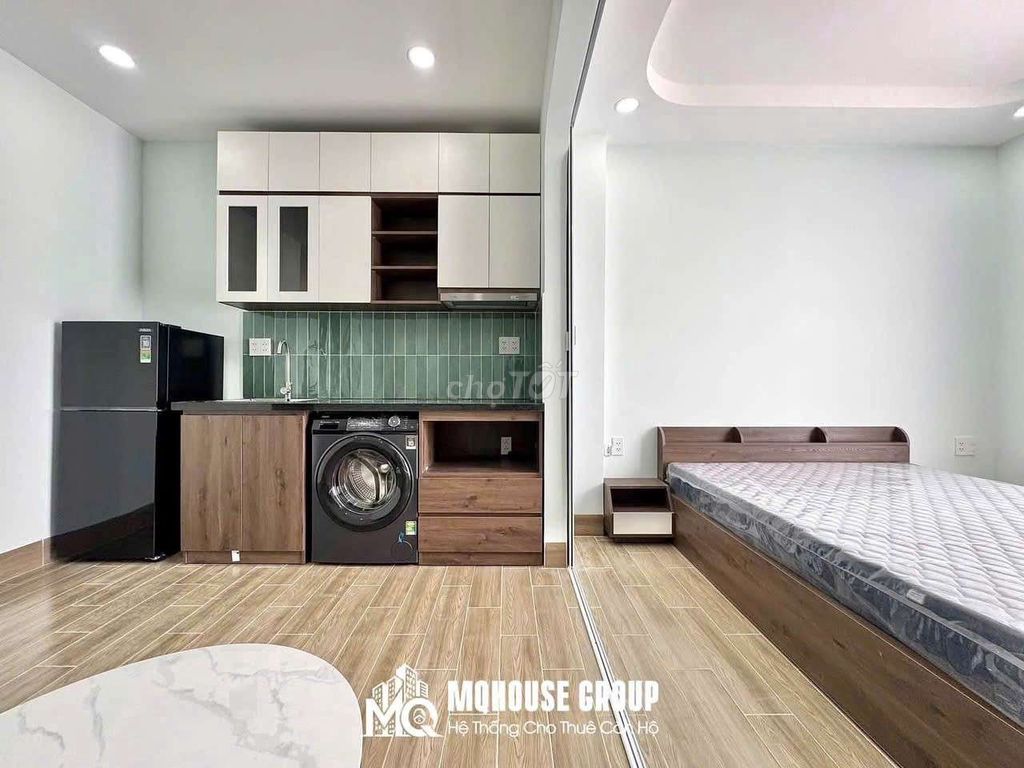Rent a 10-40-foot-by-Calol apartment near the University of China VincomGen.