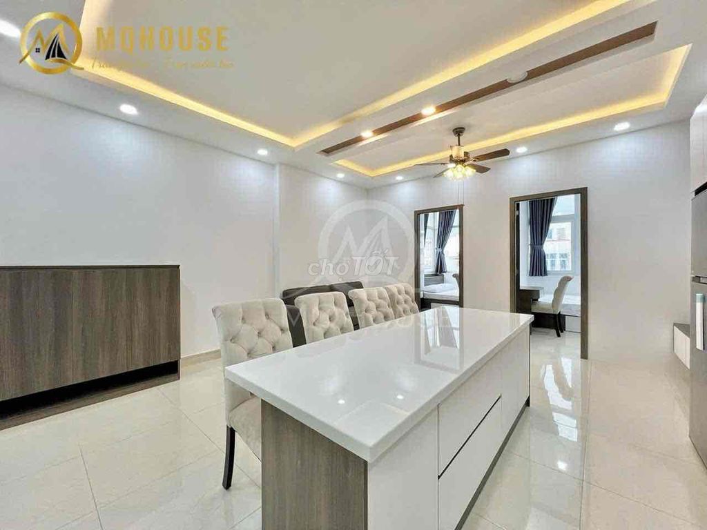 Top of the two Hoàng Văn Thụ Bedrooms - full top furniture, elevators!