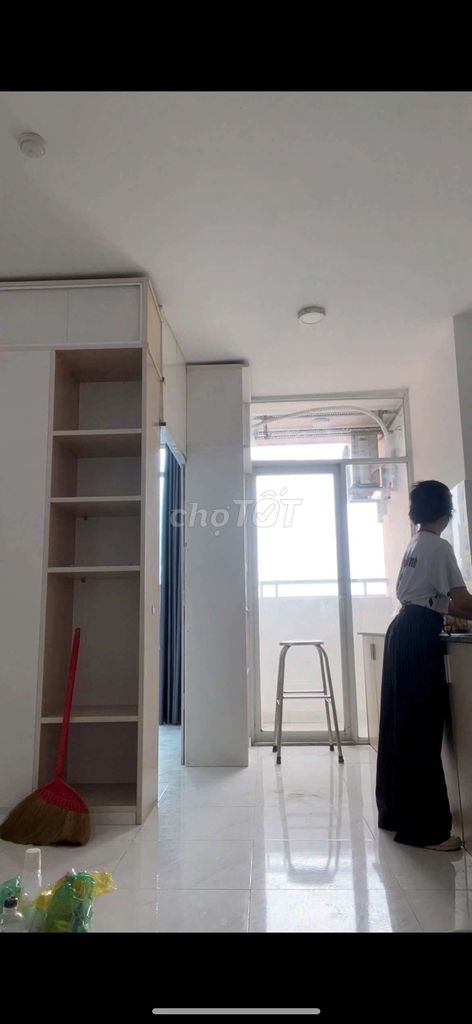Rent Sen block B for 4.5 million a bedroom, 1 bathroom per 40 meters.