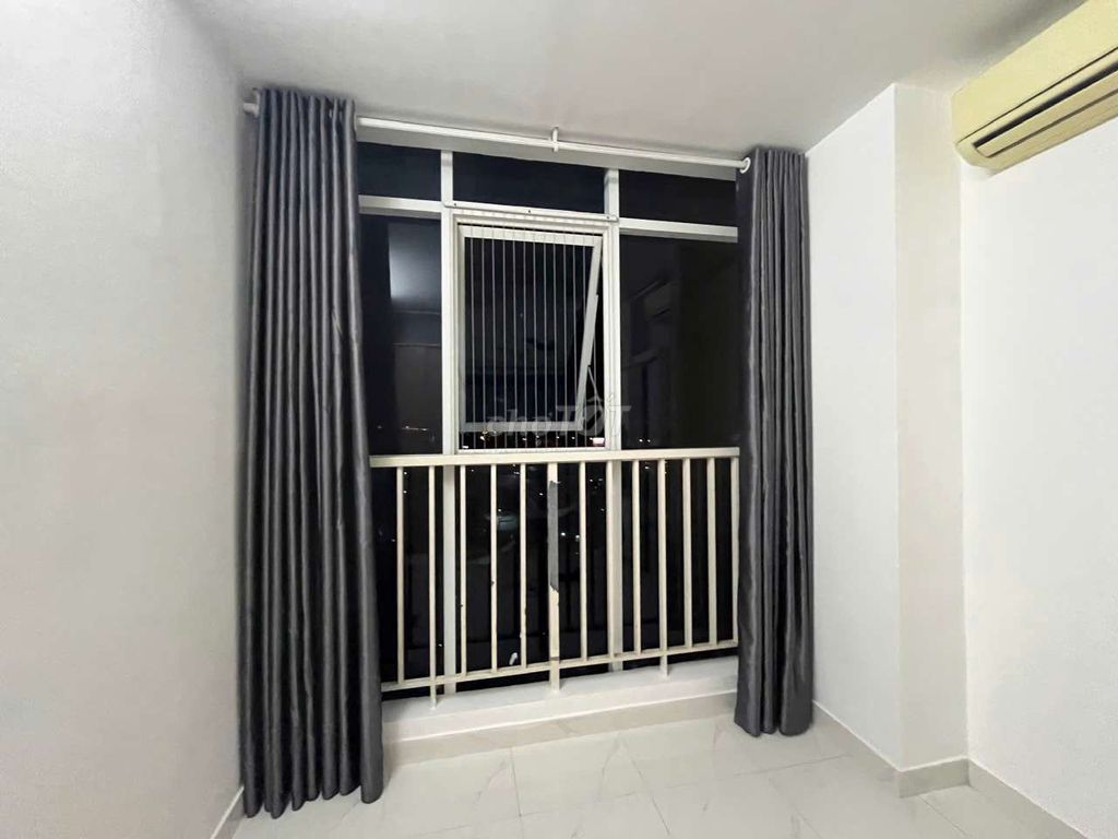 Rent Sen block B for 4.5 million a bedroom, 1 bathroom per 40 meters.