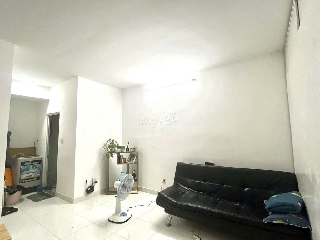 Rent Sen block B for 4.5 million a bedroom, 1 bathroom per 40 meters.