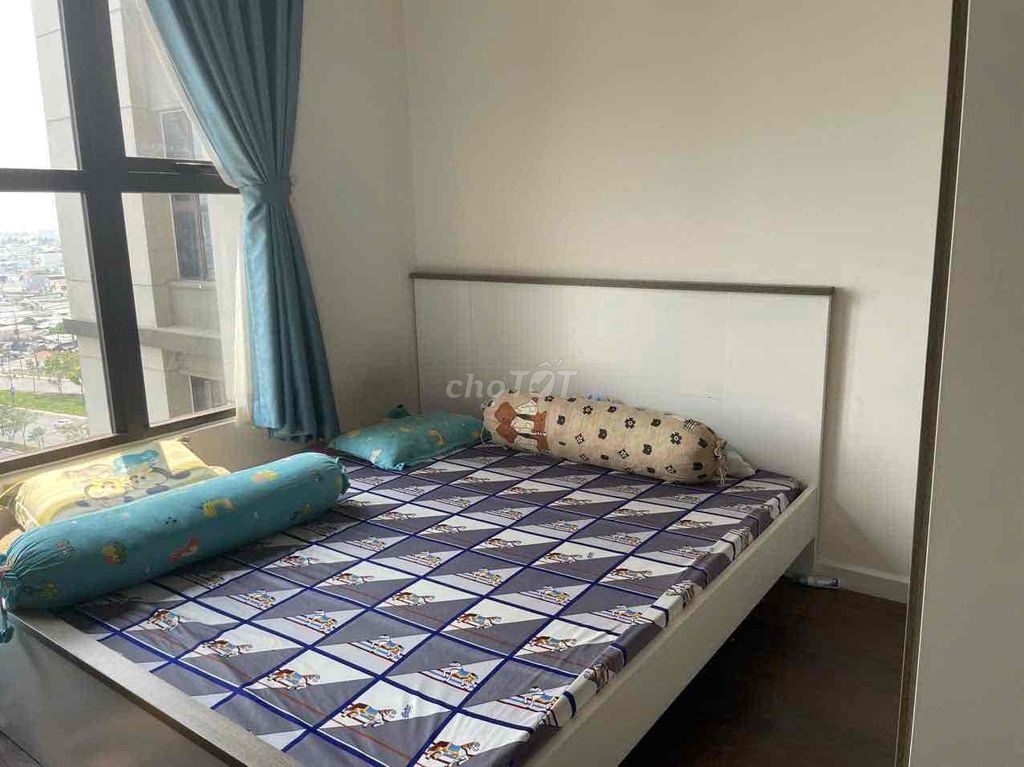 St Moritz rents two bedrooms. Full interior 13 million5.