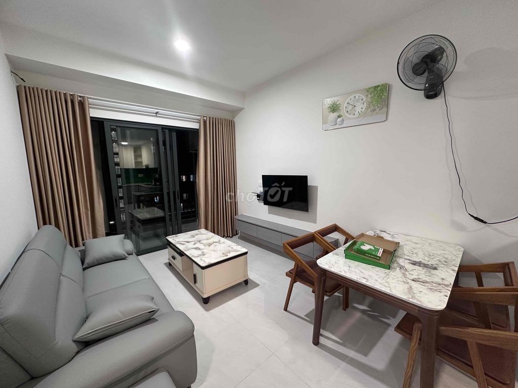 Two bedrooms - Orchard Parkview - 17 million a month - filled with furniture