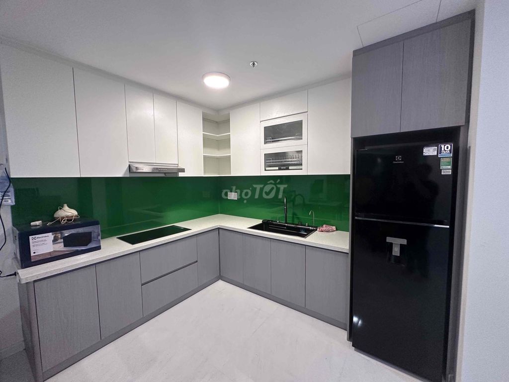 Two bedrooms - Orchard Parkview - 17 million a month - filled with furniture