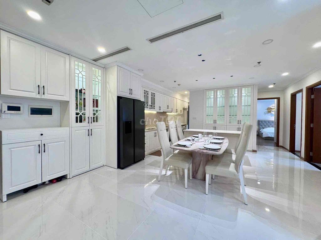 Vinhomes Central Park apartment - landmark pluss - 3 bedrooms