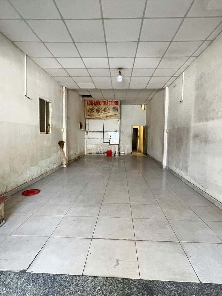 Renting Nguyễn Thị Búp cash at the intersection, 4x26 M Convenient,