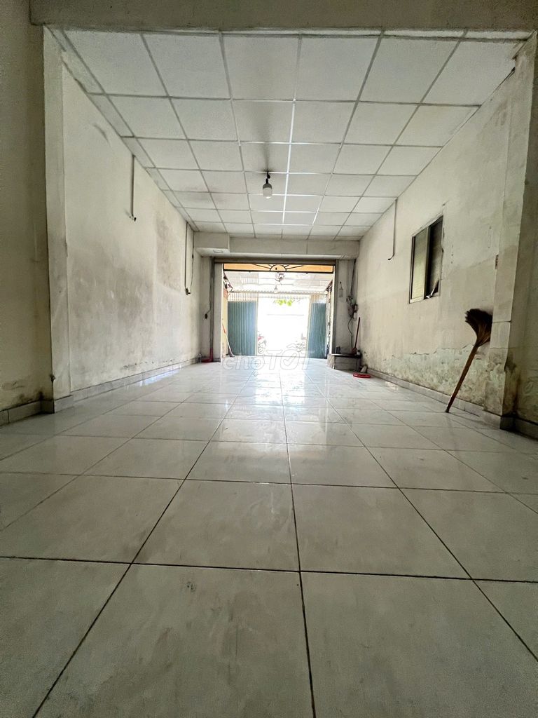Renting Nguyễn Thị Búp cash at the intersection, 4x26 M Convenient,