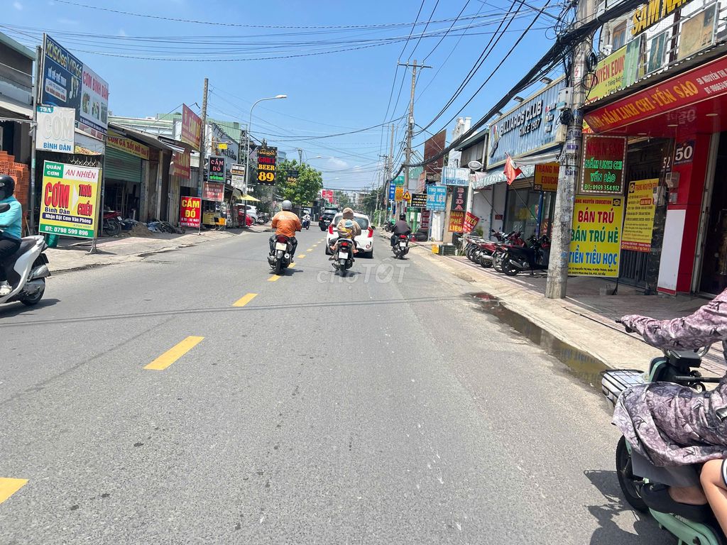 Renting Nguyễn Thị Búp cash at the intersection, 4x26 M Convenient,
