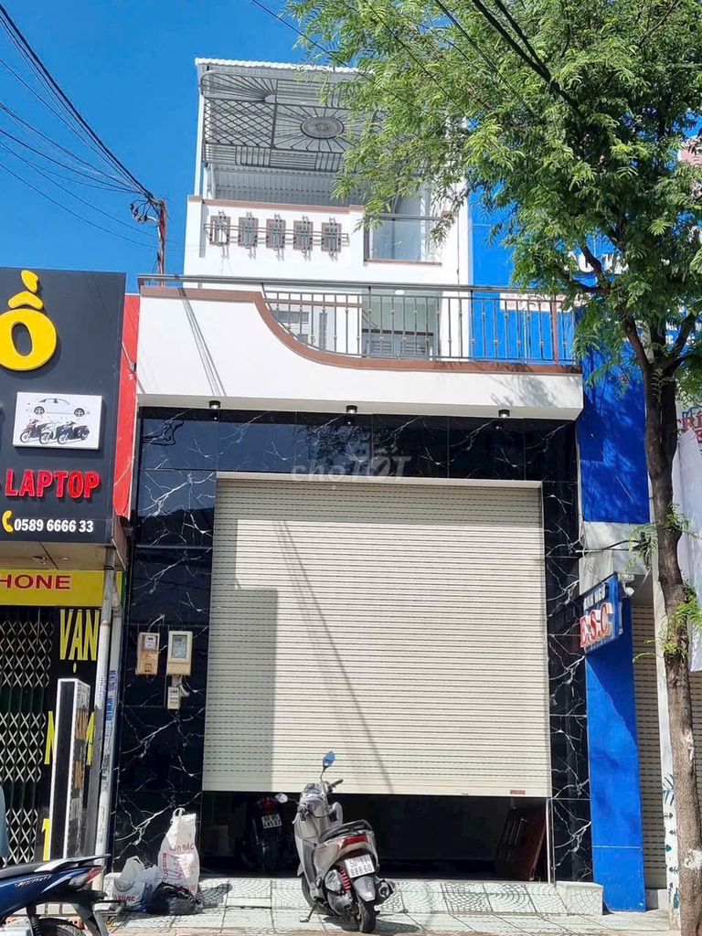 Rent Nguyễn Ảnh Thủ cash set to 3.5 floors, 4.3 X27 M, right on the ht market.