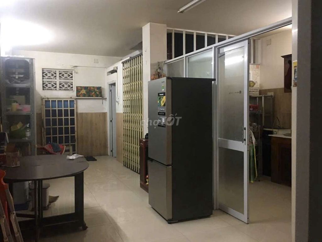Rent National Front House 50 near District 8 – 6 x23 meters, 4 bedrooms, 3 panels