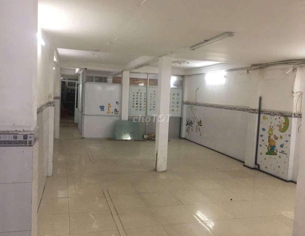 Rent National Front House 50 near District 8 – 6 x23 meters, 4 bedrooms, 3 panels