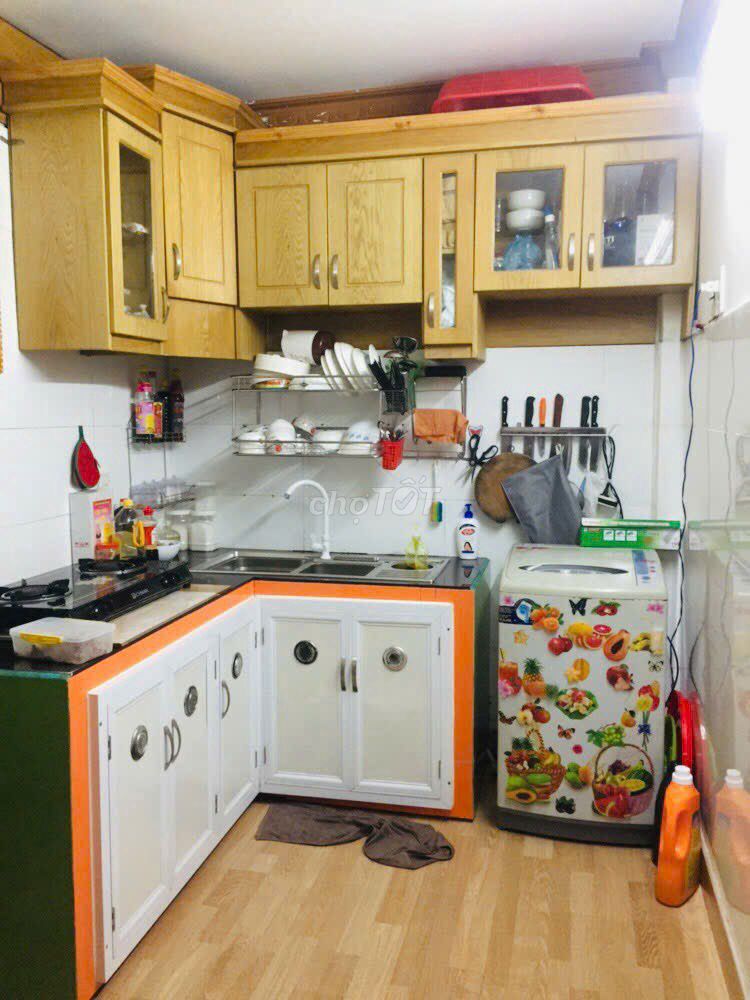 Rent the original house 32 meters, 640 meters use 64 feet, 1 floor,PHẠM VĂN CHIÊU. 14mm.